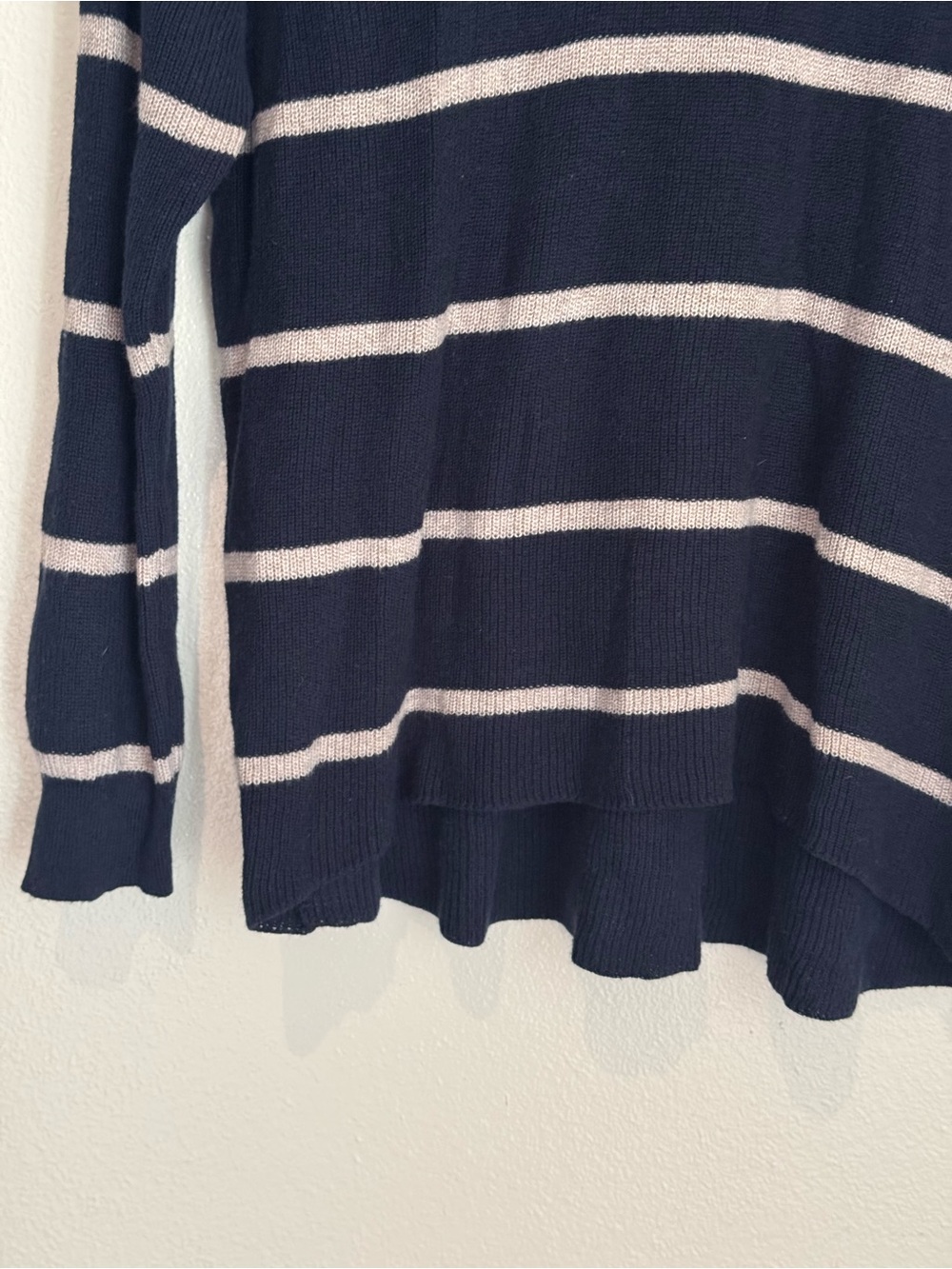 American Eagle Navy Striped Mock Neck Sweater Women’s Small Jegging fit - Picture 4 of 10
